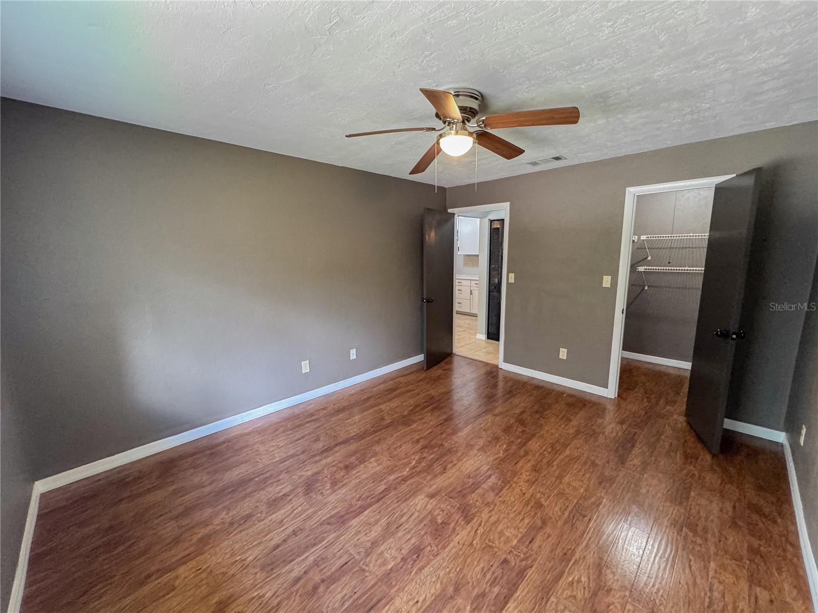 TUMBLIN CREEK - Residential