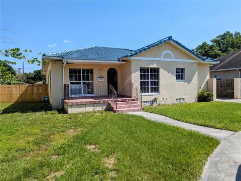 Photo of 1107 W Coral Street, Tampa, FL 33602 (MLS # T3521837)