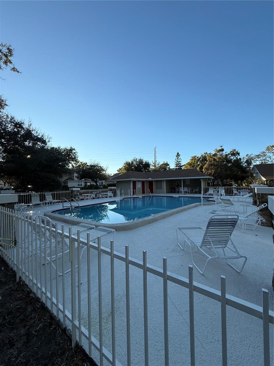 COURTYARDS 1 AT GLENEAGLES - Residential Lease