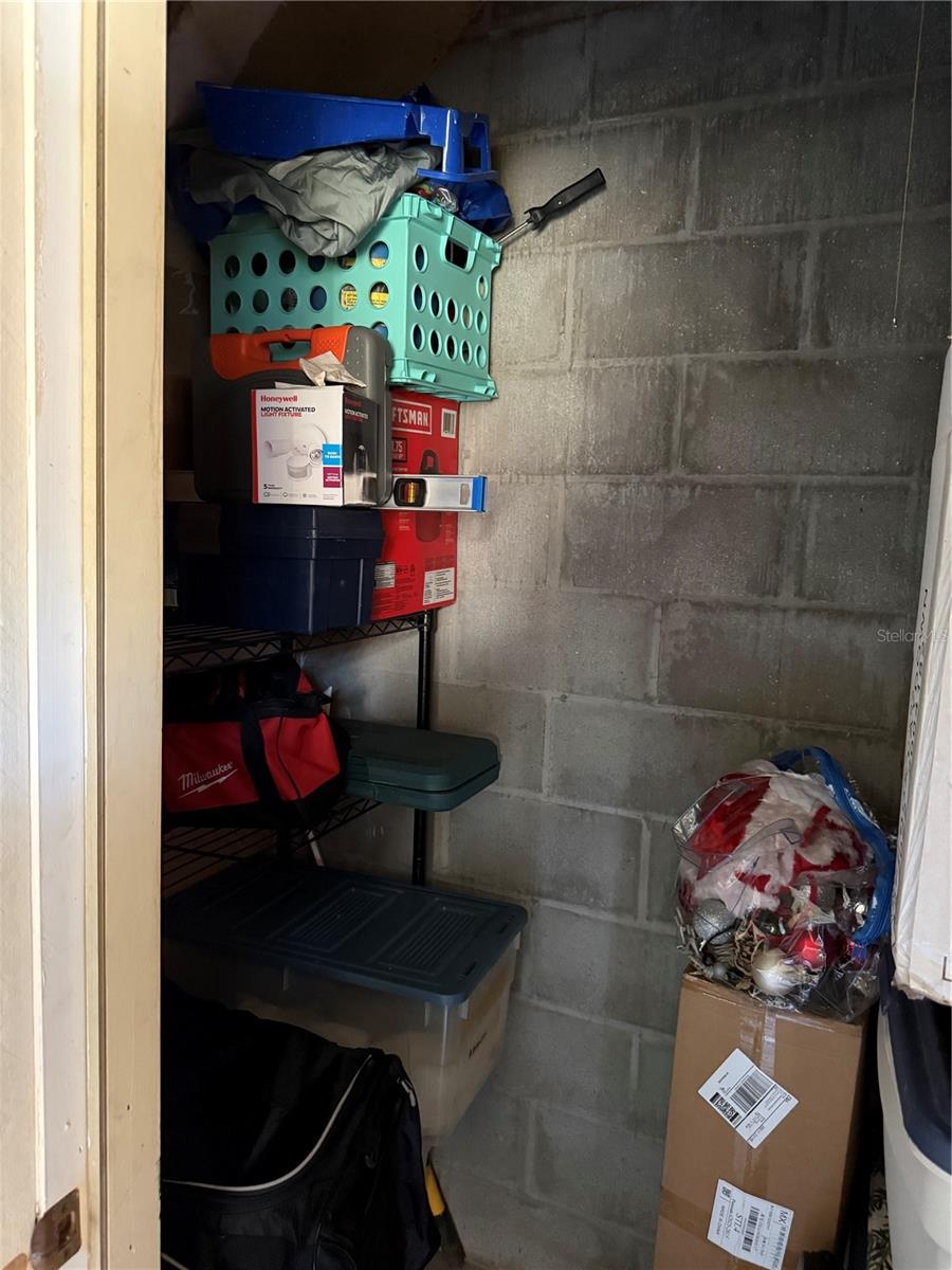 COURTYARDS 1 AT GLENEAGLES - Residential Lease