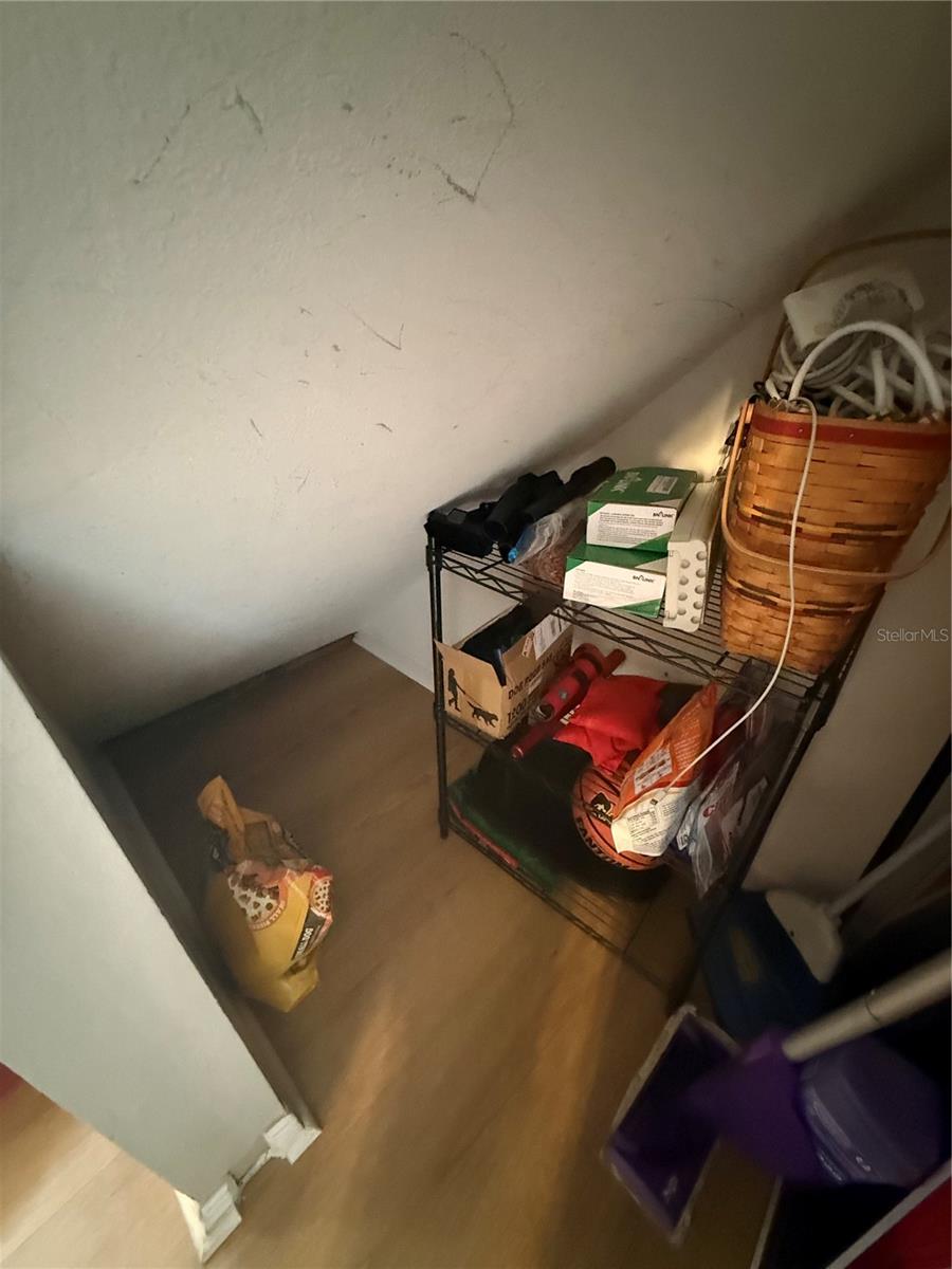 COURTYARDS 1 AT GLENEAGLES - Residential Lease