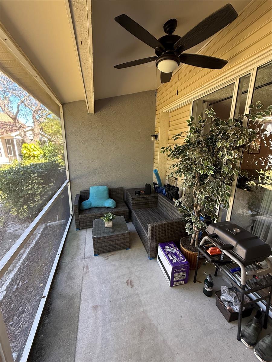 COURTYARDS 1 AT GLENEAGLES - Residential Lease