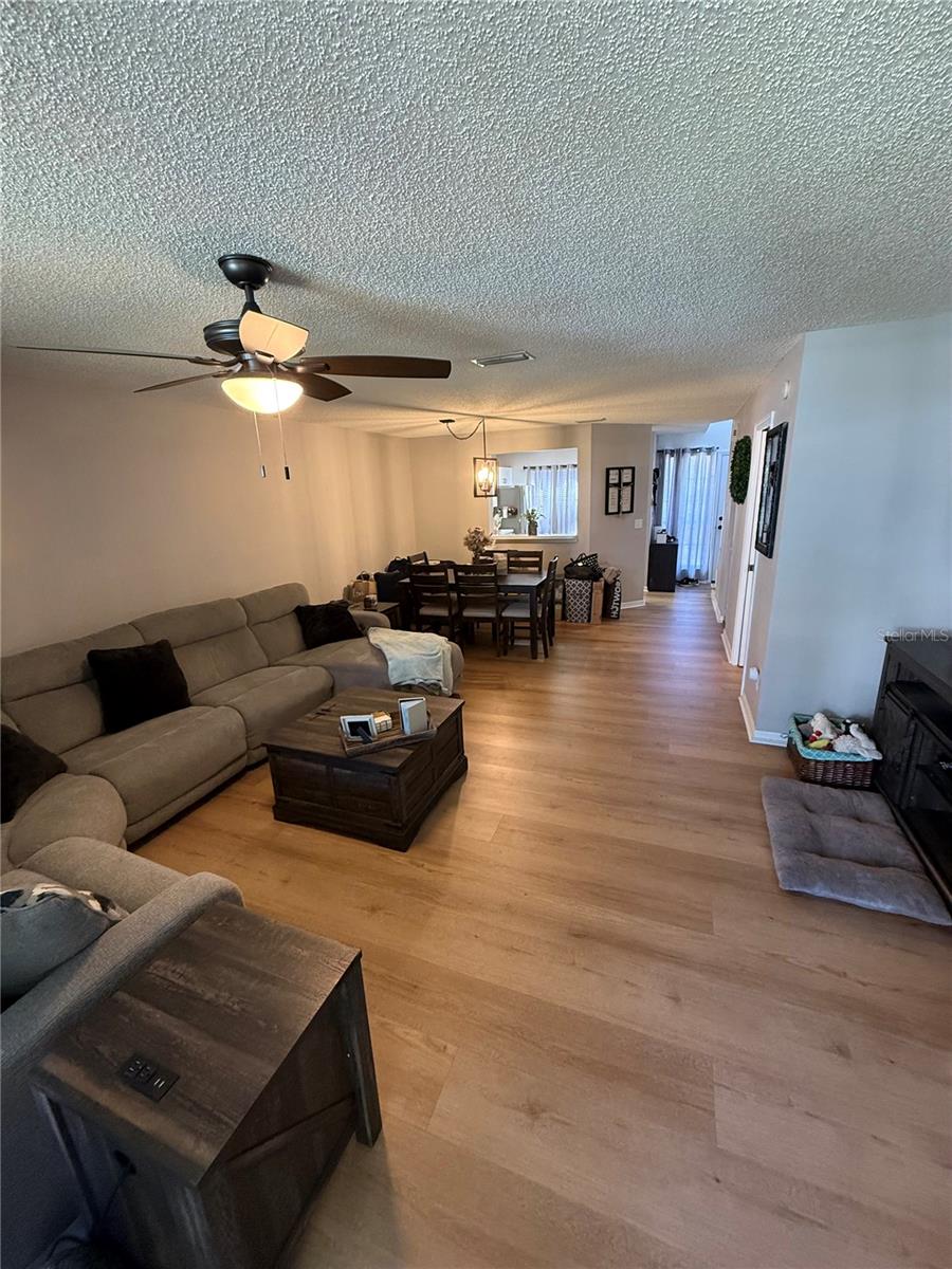 COURTYARDS 1 AT GLENEAGLES - Residential Lease