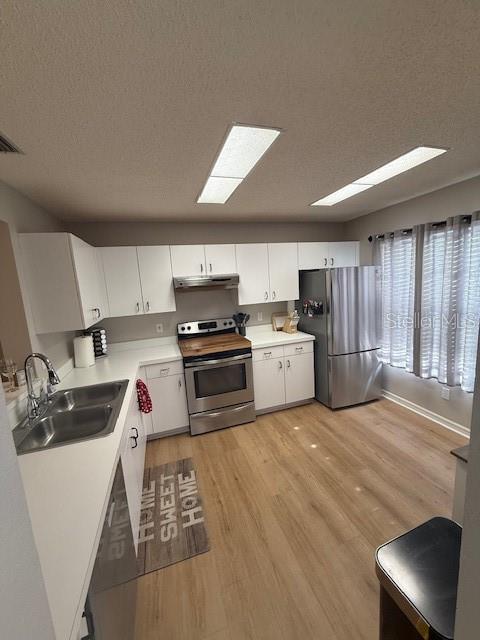 COURTYARDS 1 AT GLENEAGLES - Residential Lease