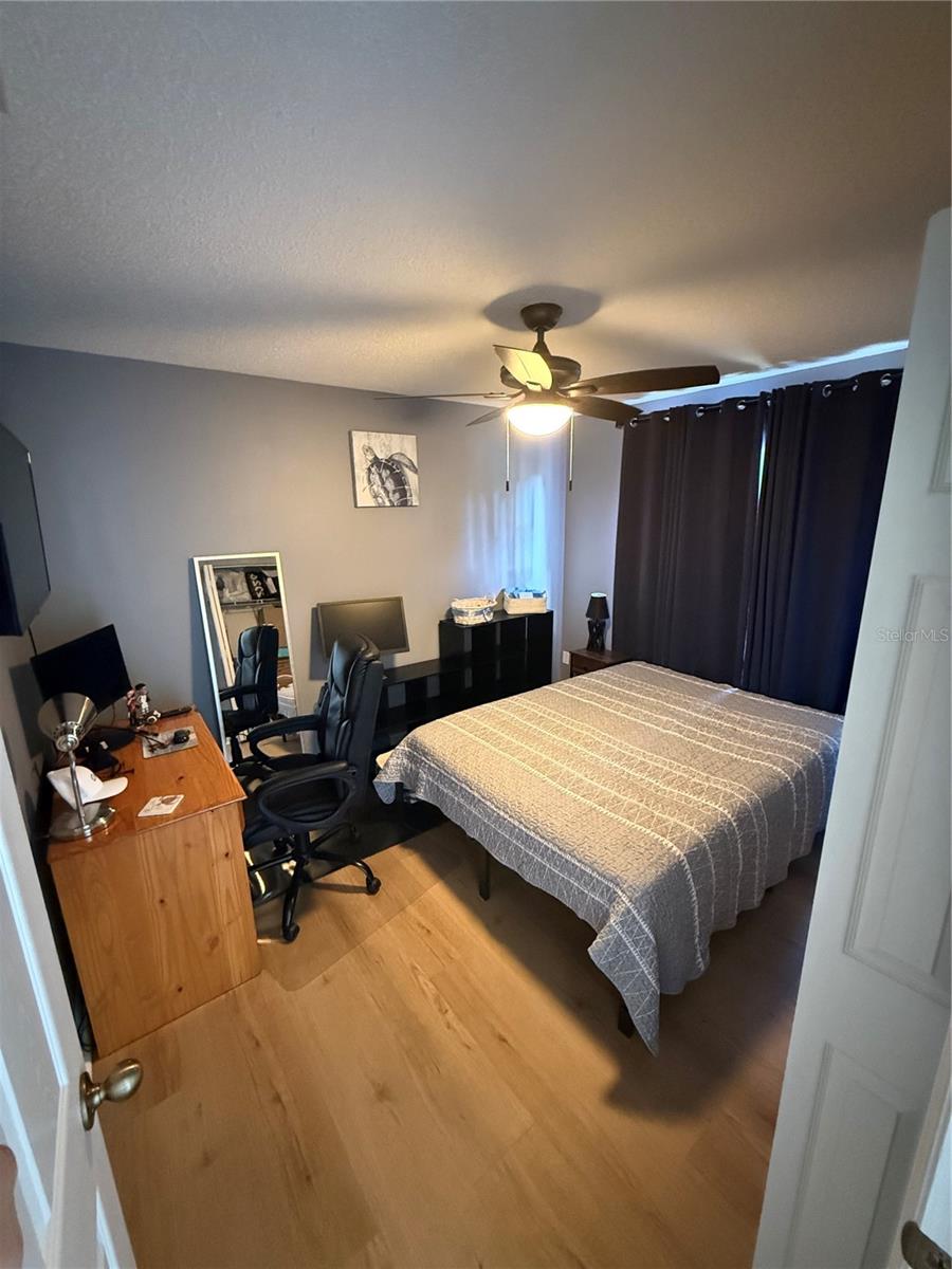 COURTYARDS 1 AT GLENEAGLES - Residential Lease