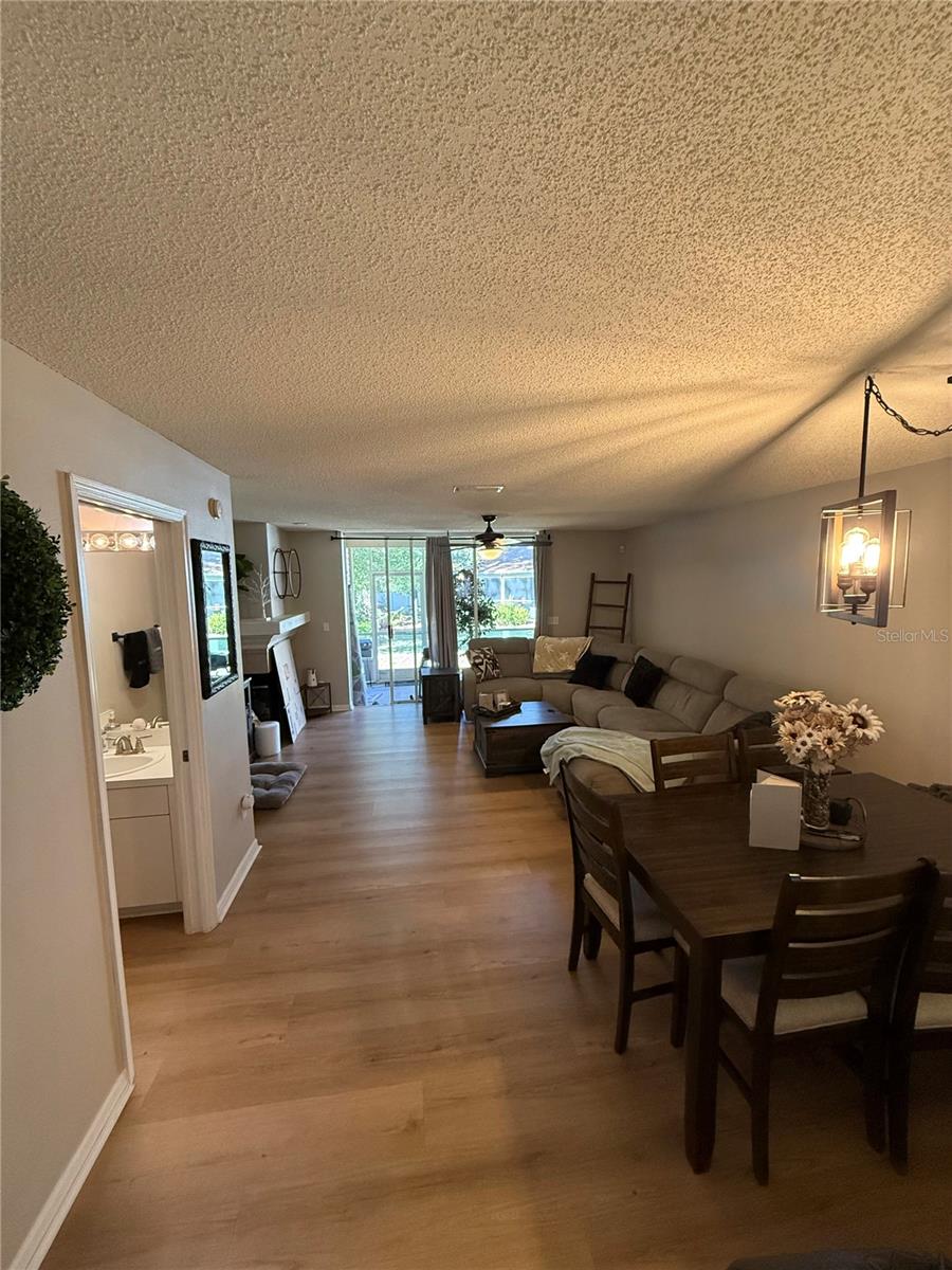 COURTYARDS 1 AT GLENEAGLES - Residential Lease