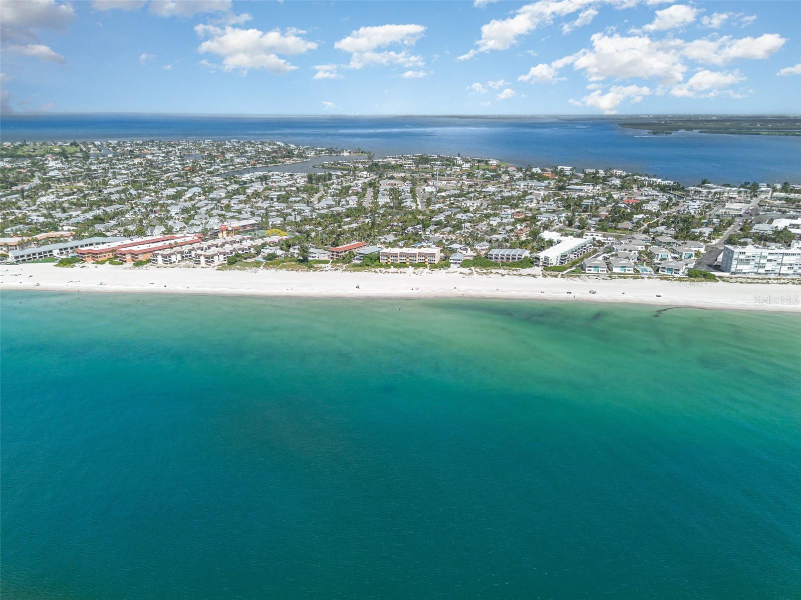 WESTBAY POINT & MOORINGS III - Residential