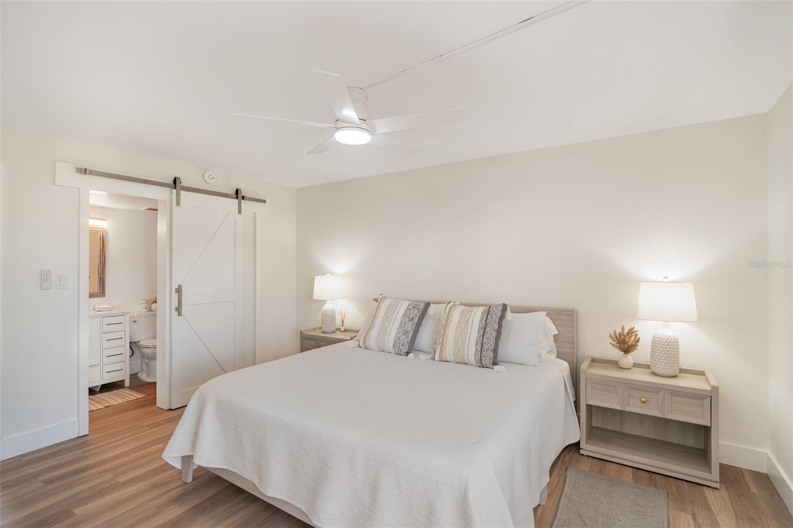 WESTBAY POINT & MOORINGS III - Residential