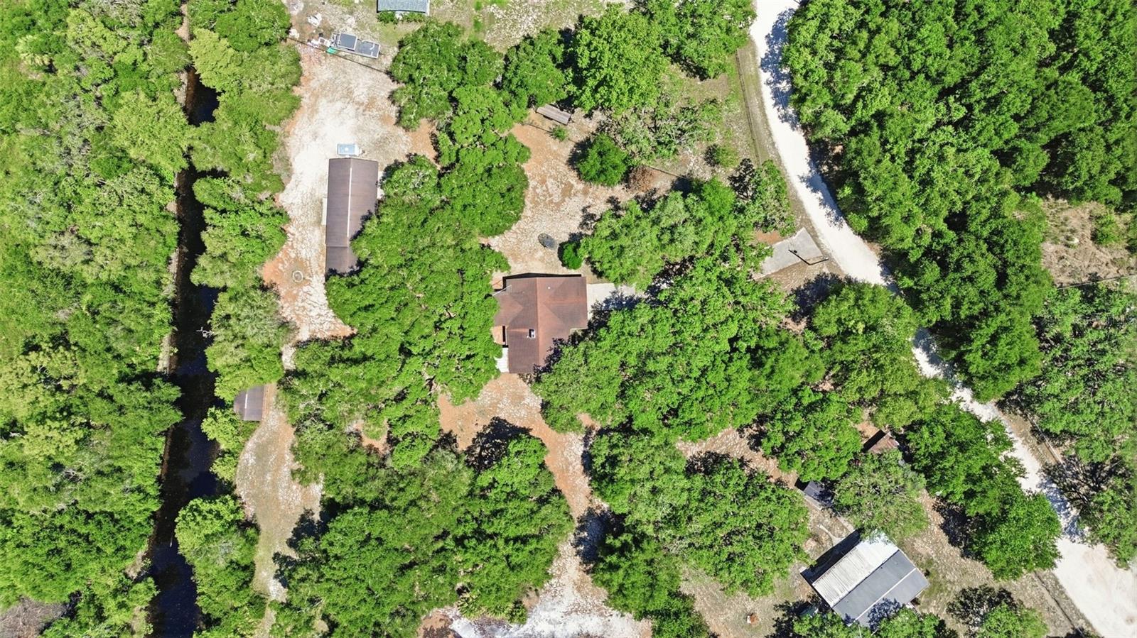 BROOKWOOD ACRES UNREC - Residential