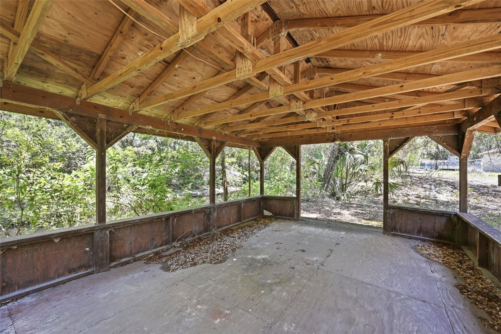 BROOKWOOD ACRES UNREC - Residential