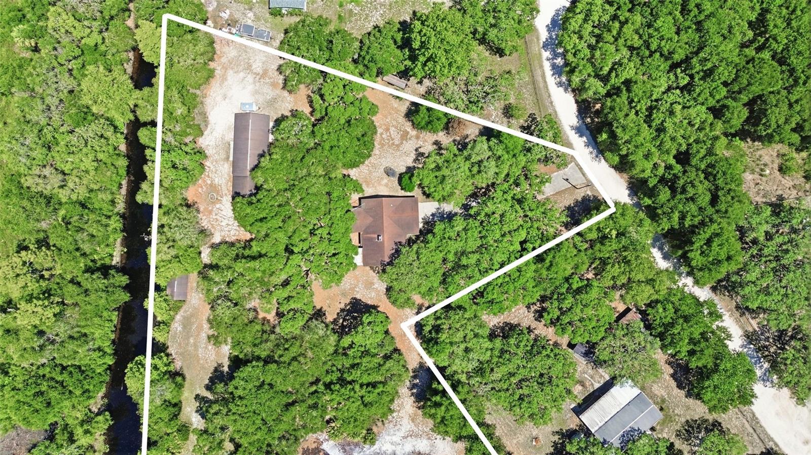 BROOKWOOD ACRES UNREC - Residential