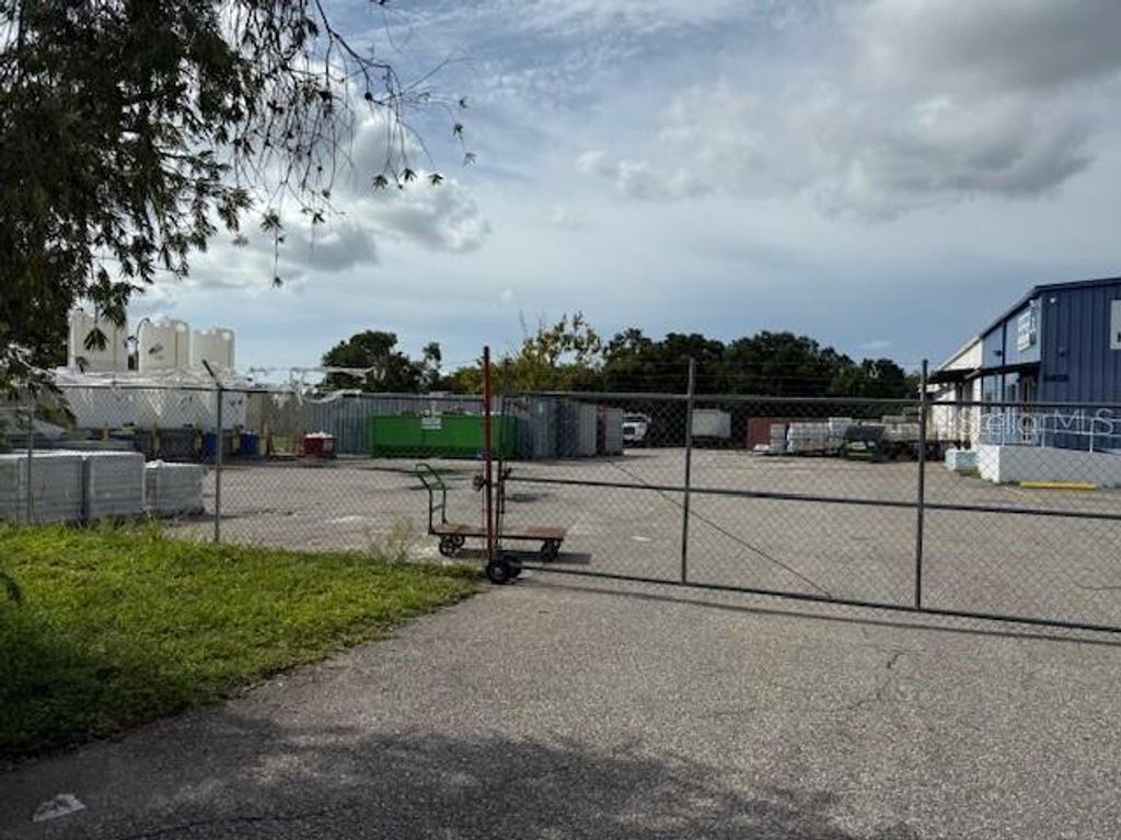 Photo of 2415 Whitfield Industrial Way, Sarasota, FL 34243 (MLS # C7512341)
