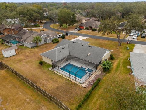 A home in LAKELAND