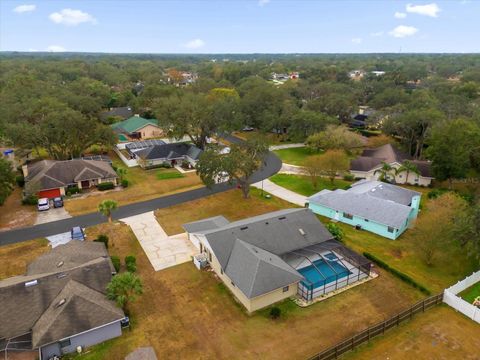 A home in LAKELAND