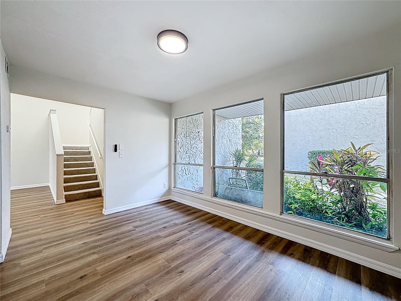 HIDDEN HOLLOW - Residential