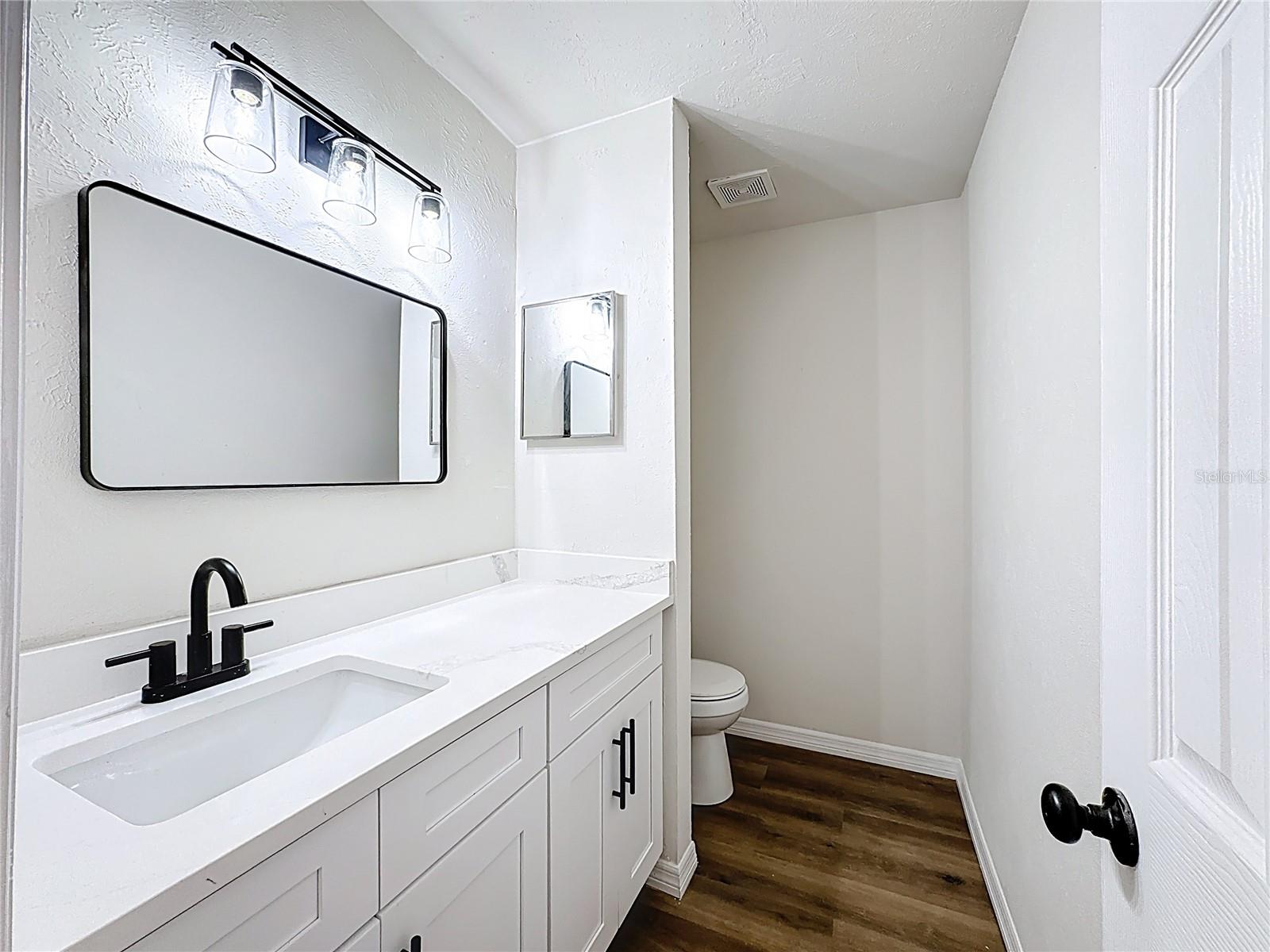 HIDDEN HOLLOW - Residential