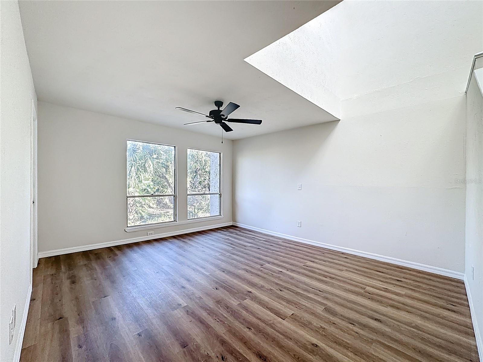 HIDDEN HOLLOW - Residential