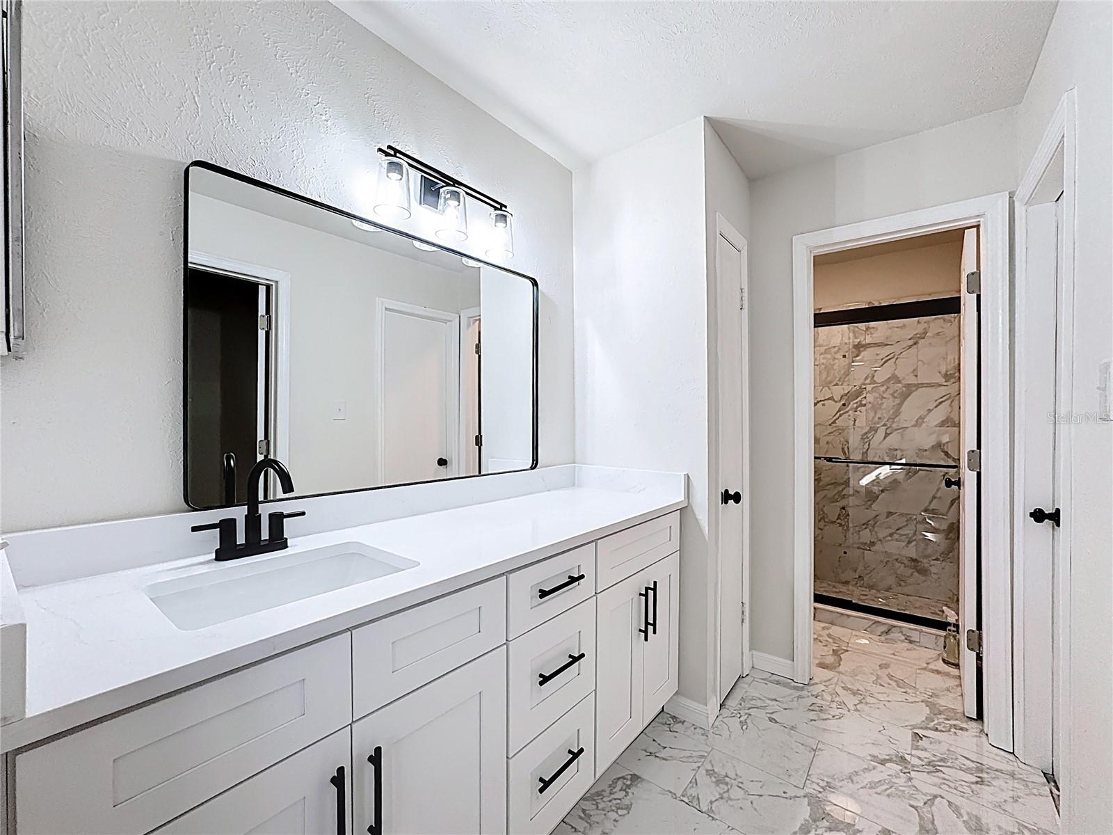 HIDDEN HOLLOW - Residential