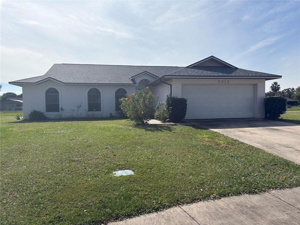 Photo of 3613 Willow Lake Court, Saint Cloud, FL 34769 (MLS # S5136272)