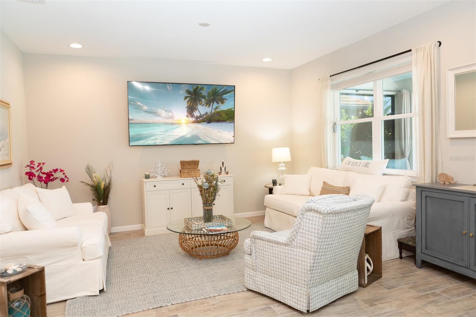 RENAISSANCE/WEST VLGS PH 1 - Residential Lease