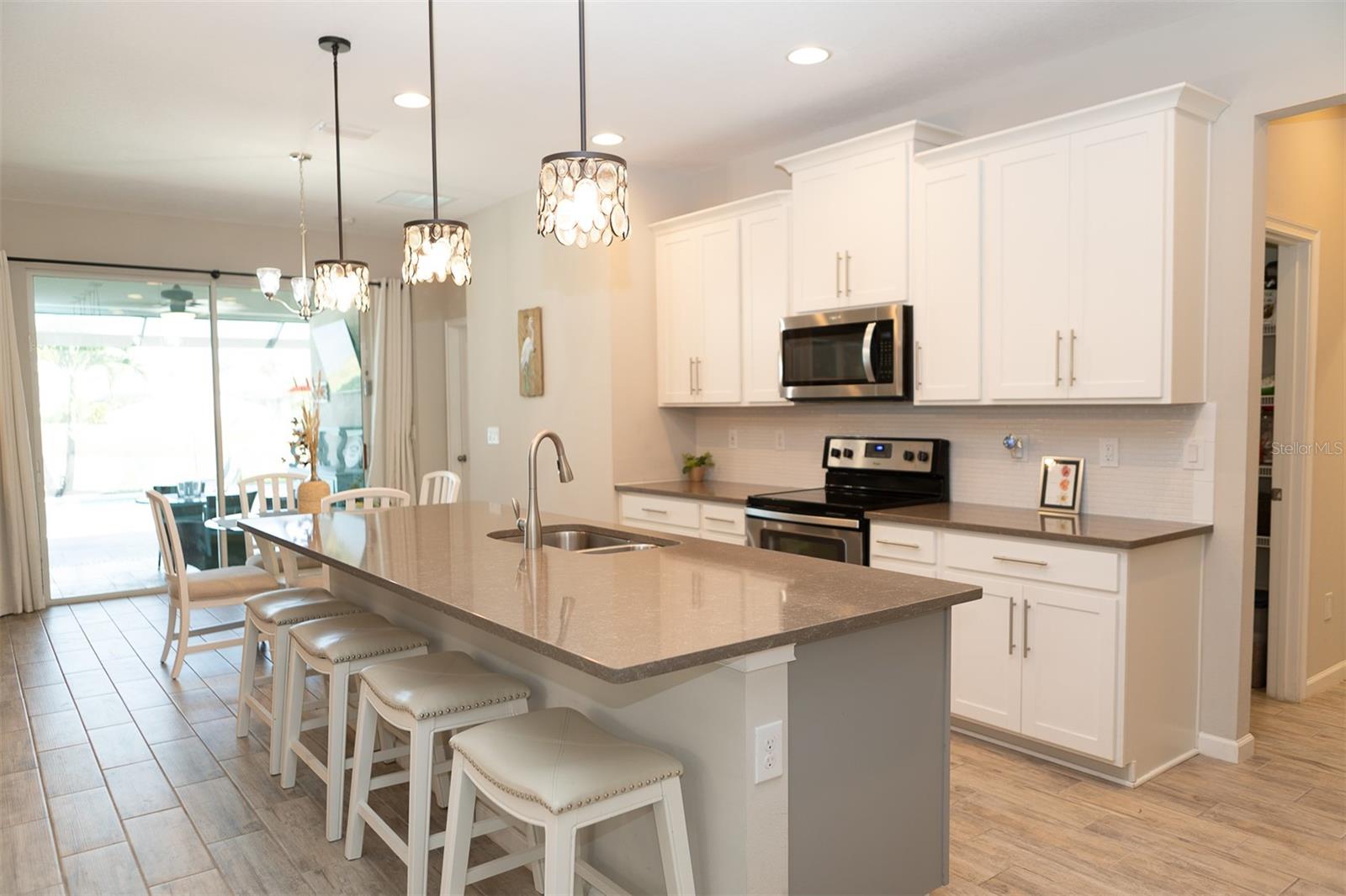 RENAISSANCE/WEST VLGS PH 1 - Residential Lease