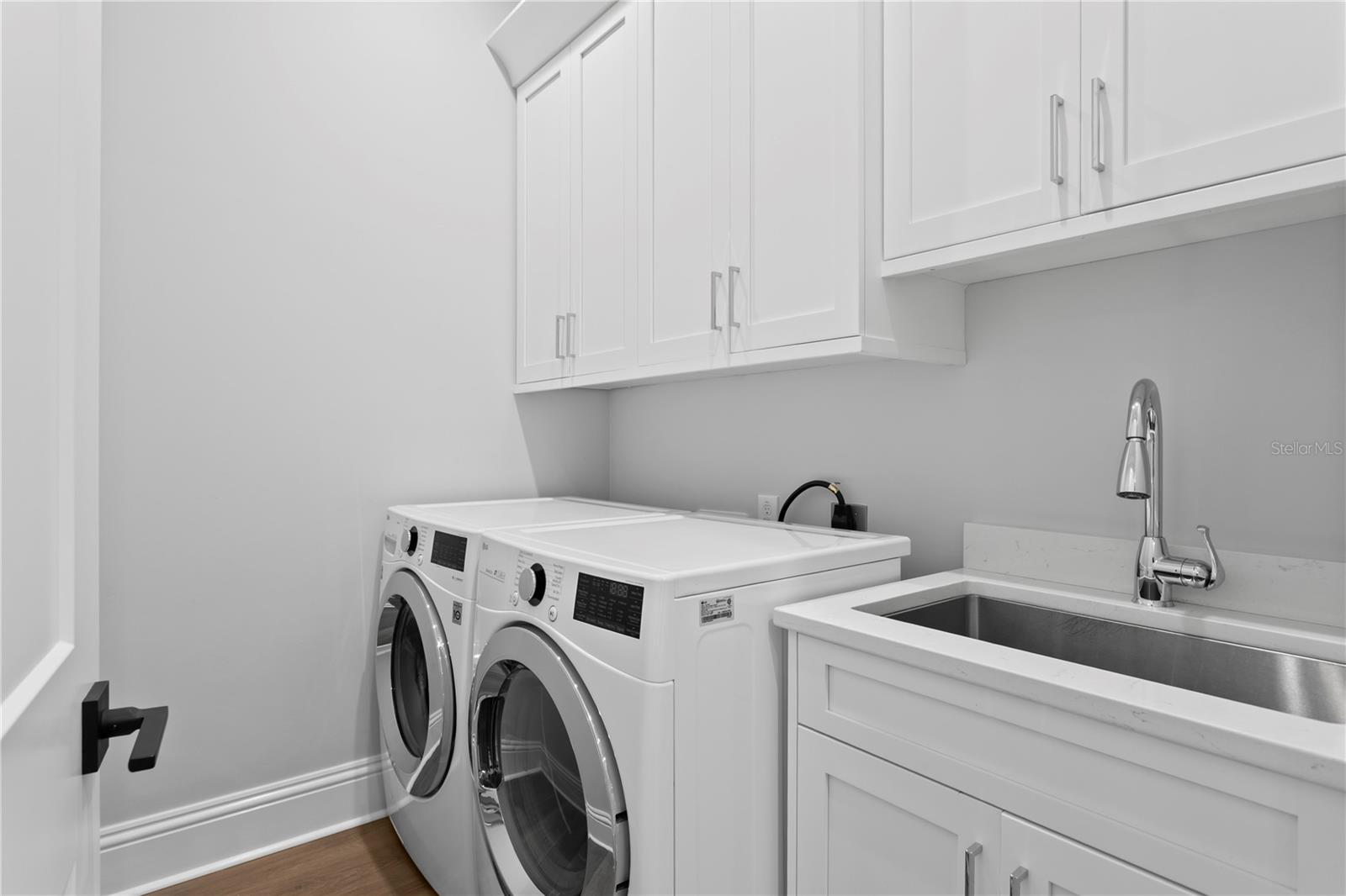 SUNSET PARK - Residential