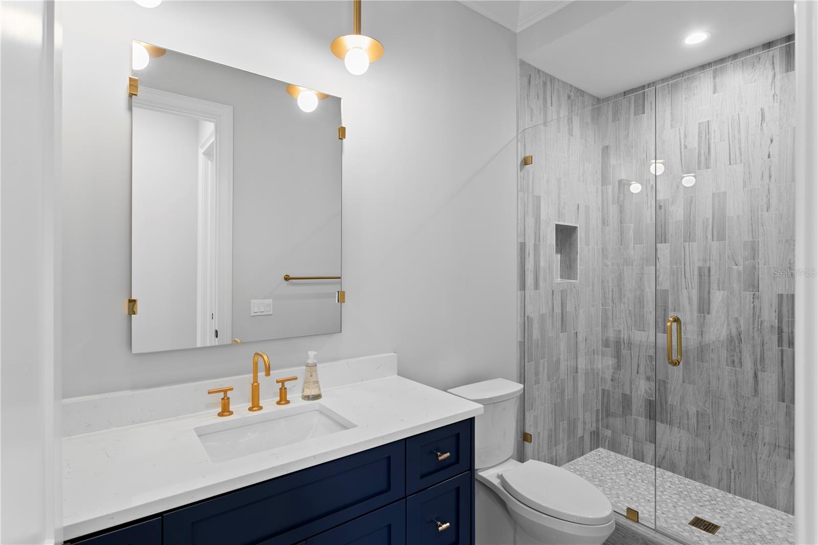 SUNSET PARK - Residential