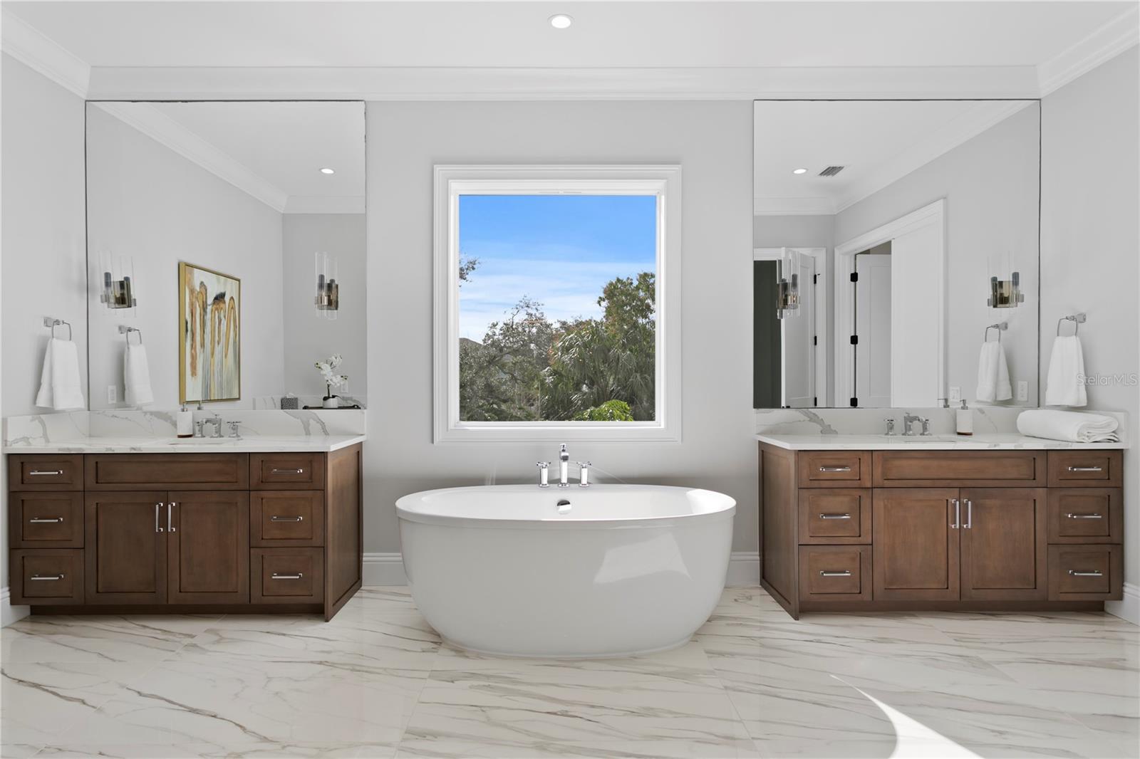 SUNSET PARK - Residential