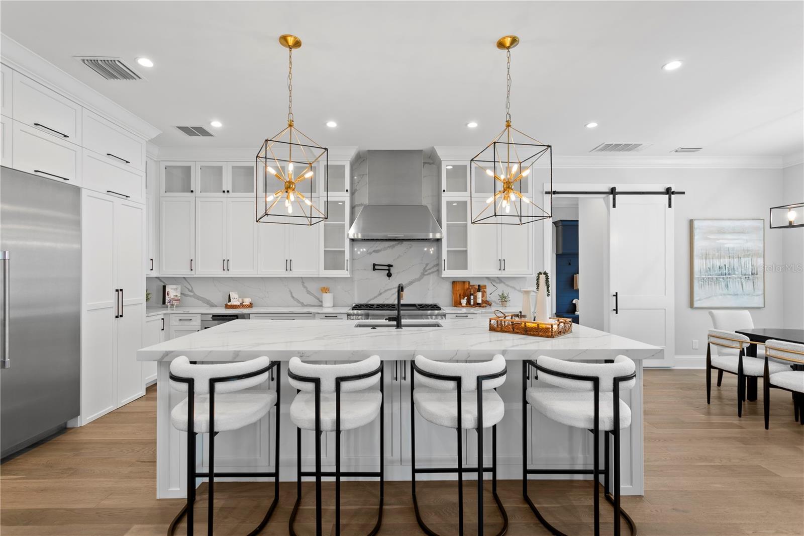 SUNSET PARK - Residential