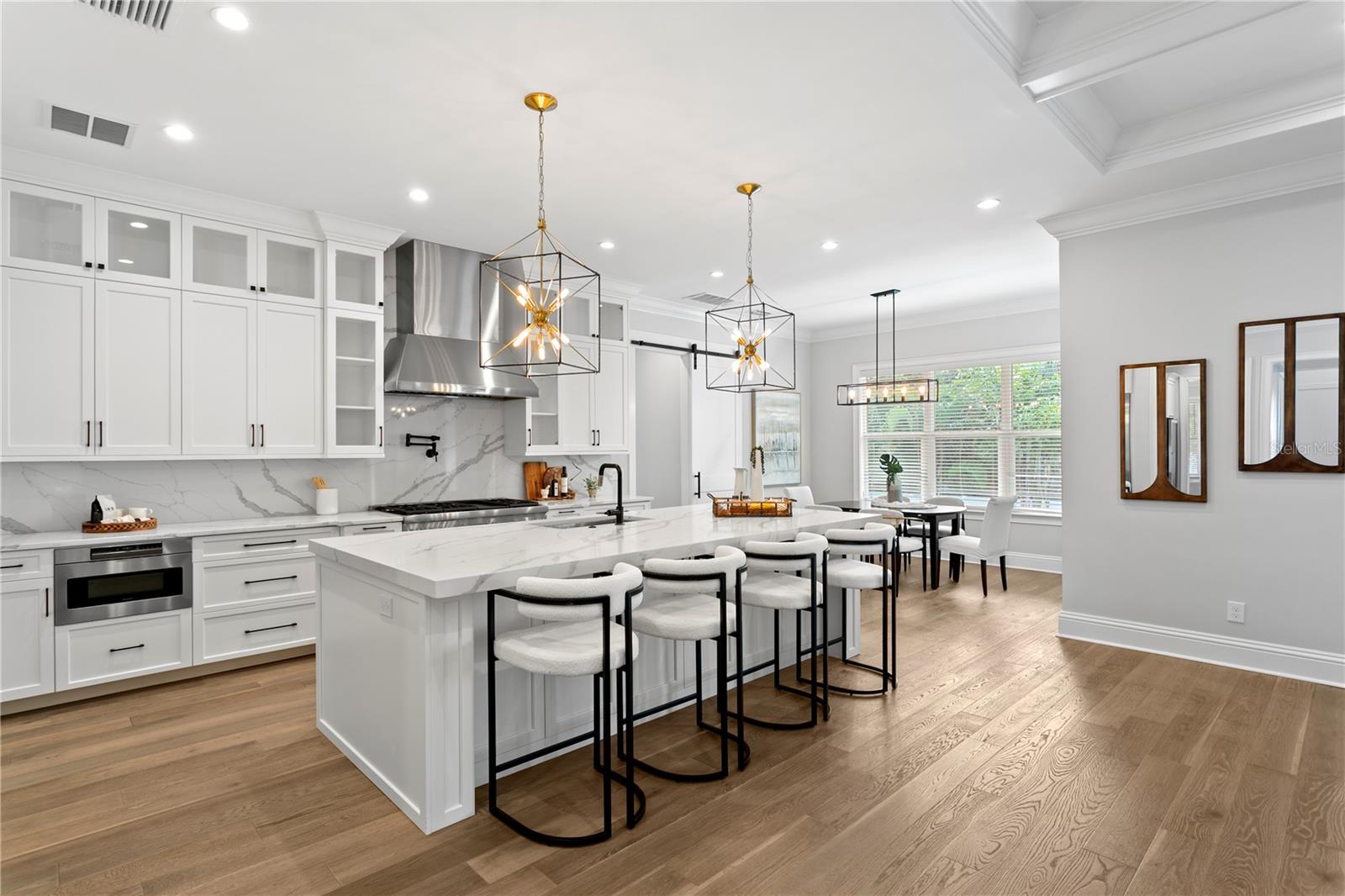 SUNSET PARK - Residential