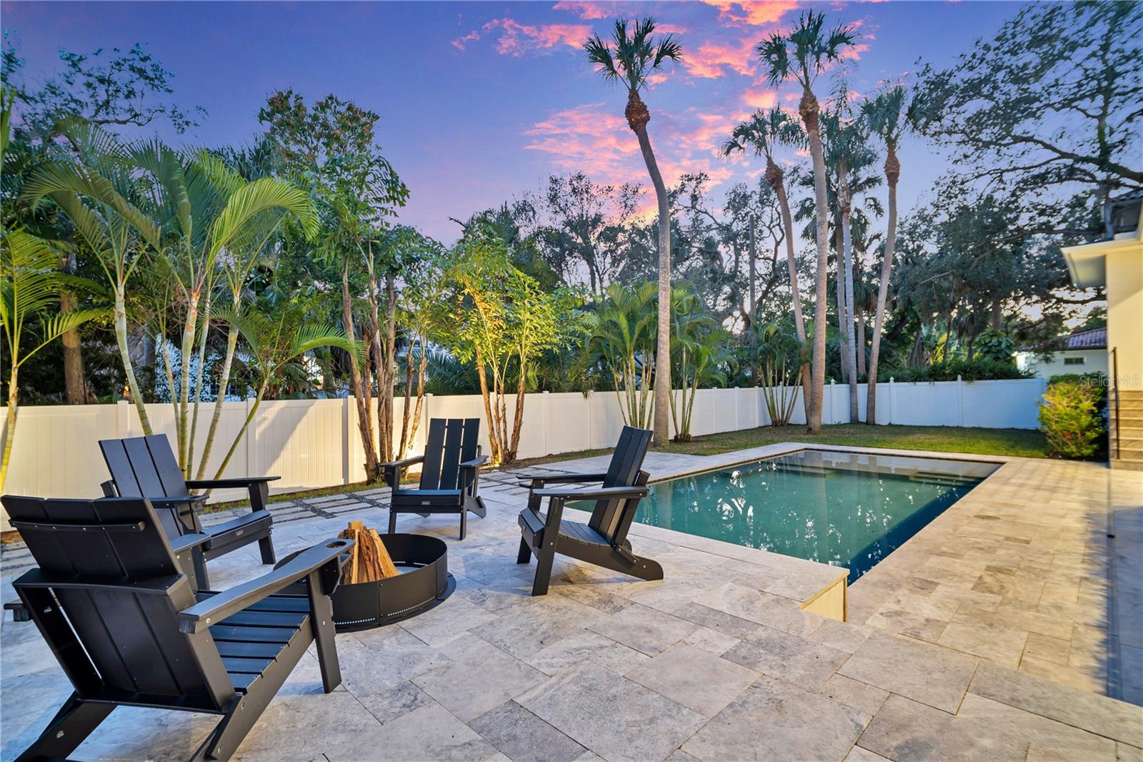 SUNSET PARK - Residential