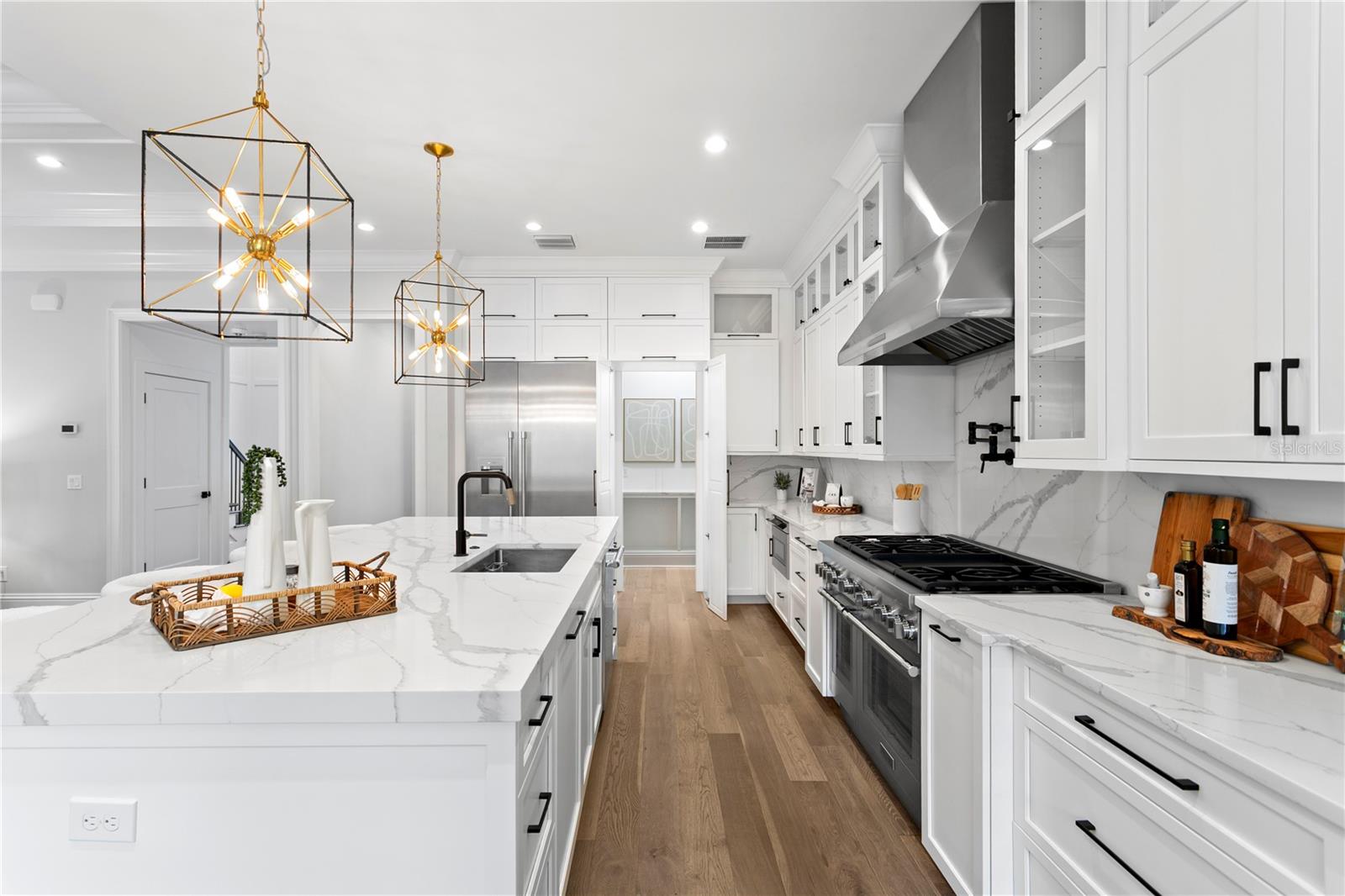 SUNSET PARK - Residential