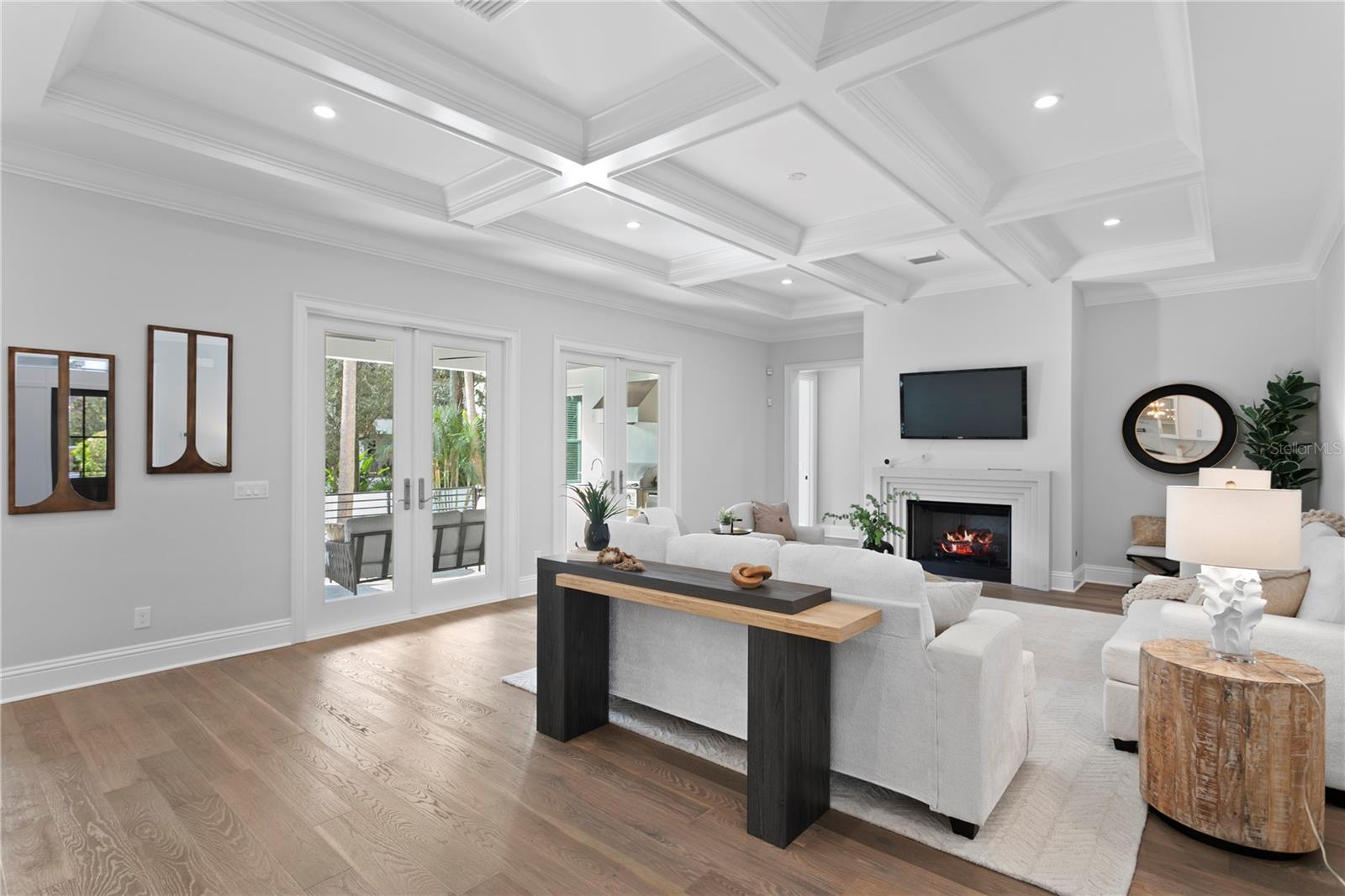 SUNSET PARK - Residential