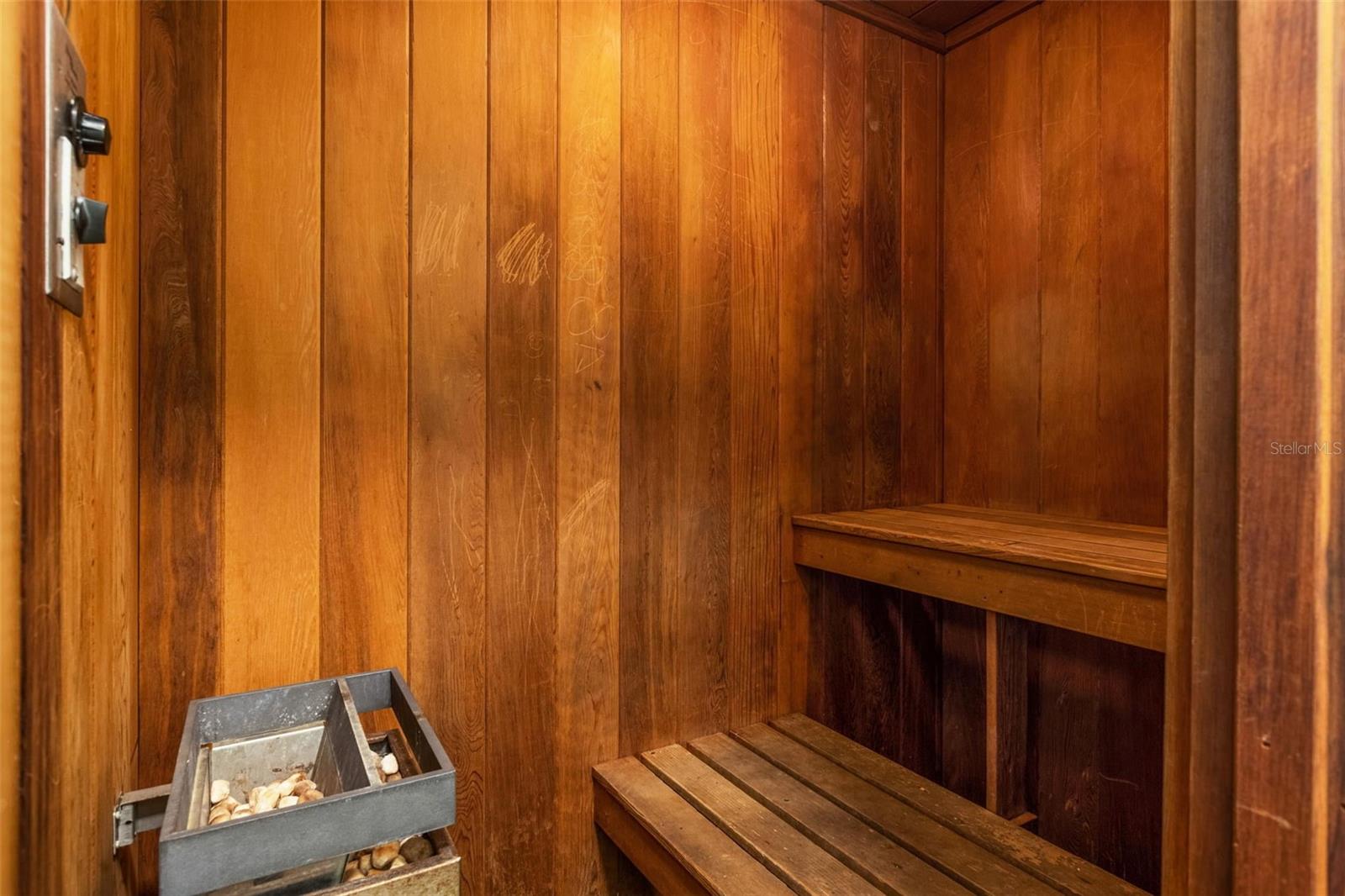 WOODSIDE VILLAGE CONDO - Residential