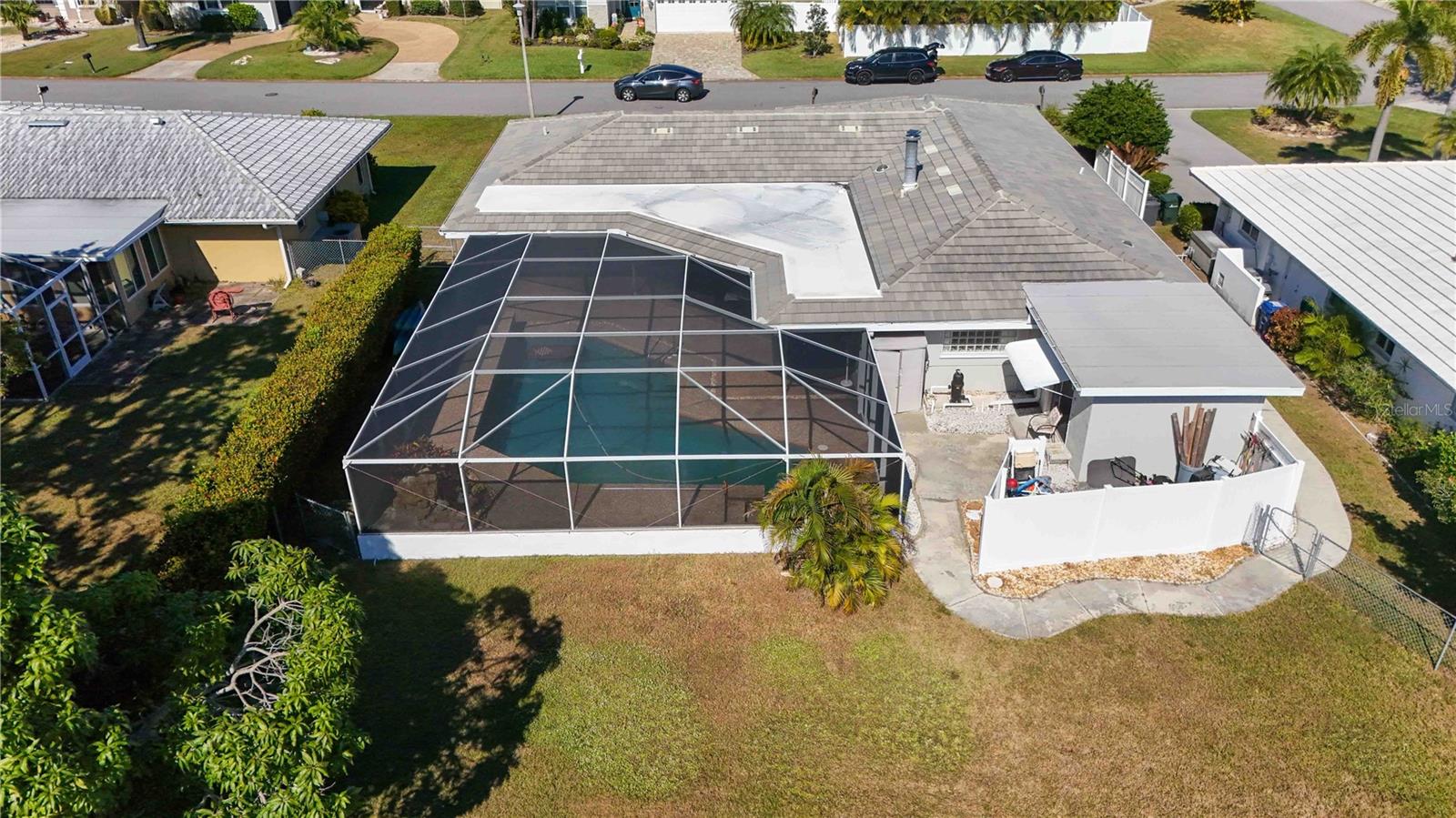 VILLAGE GREEN CLUB ESTATES - Residential