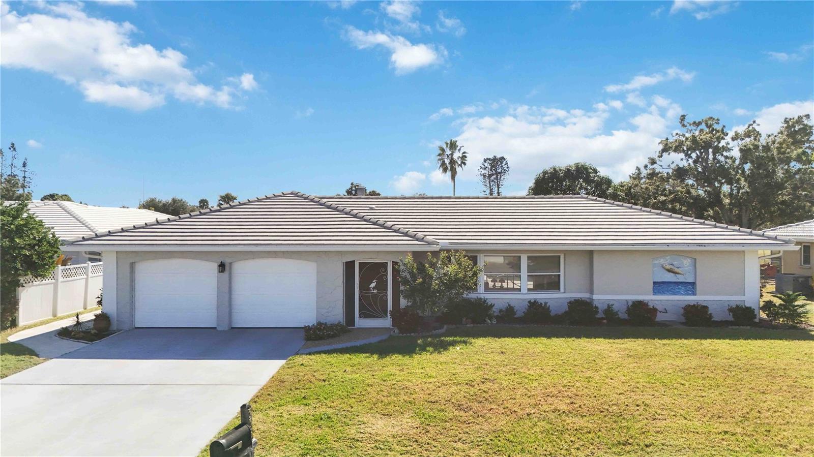 VILLAGE GREEN CLUB ESTATES - Residential