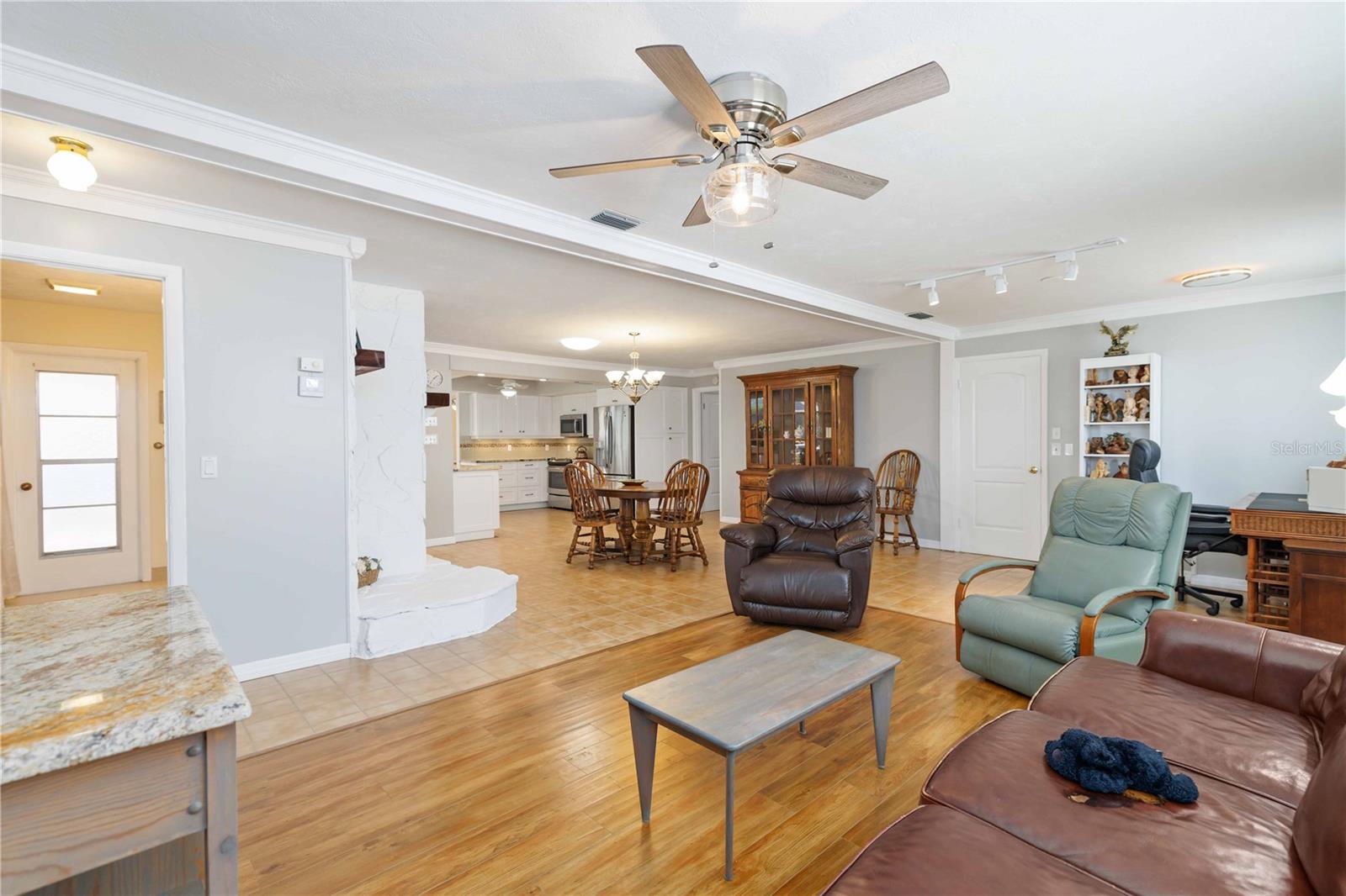 VILLAGE GREEN CLUB ESTATES - Residential