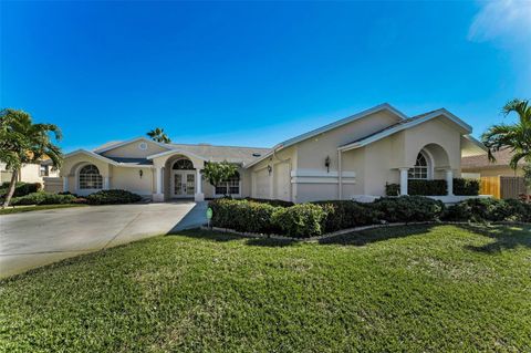 A home in PALM HARBOR