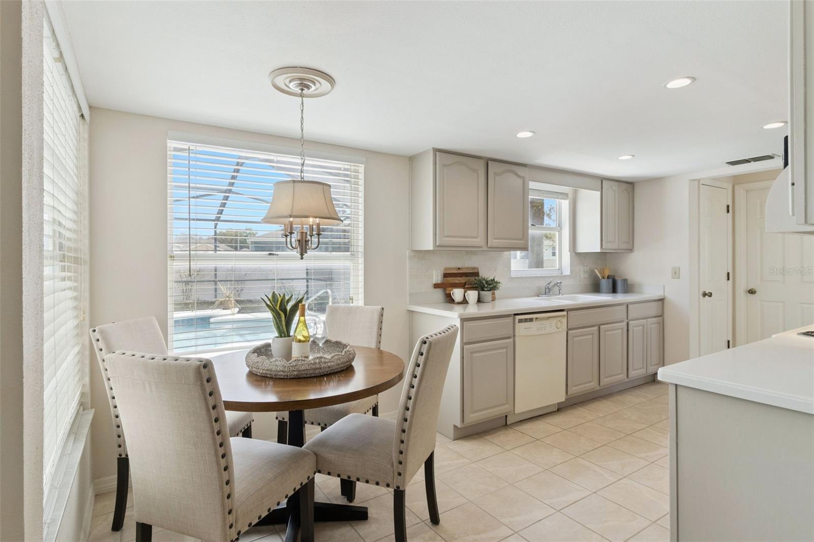 COLLEGE GROVE REP - Residential