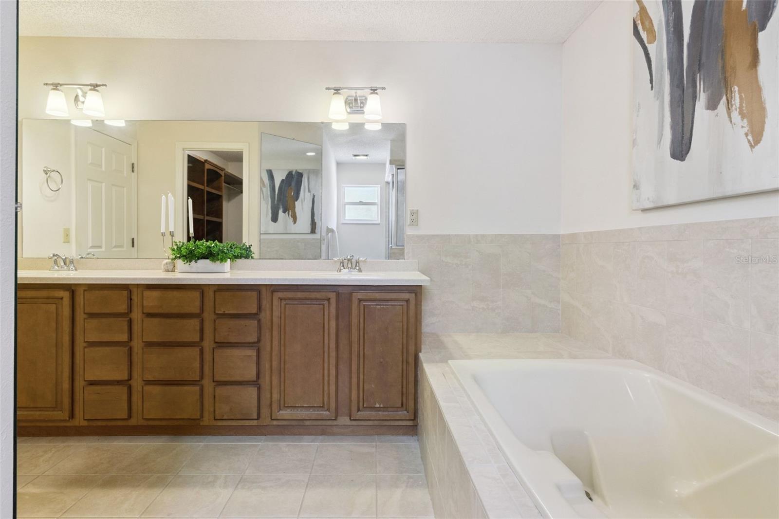 COLLEGE GROVE REP - Residential