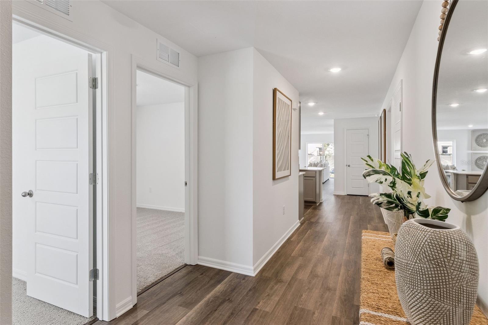 MAGNOLIA POINTE - Residential