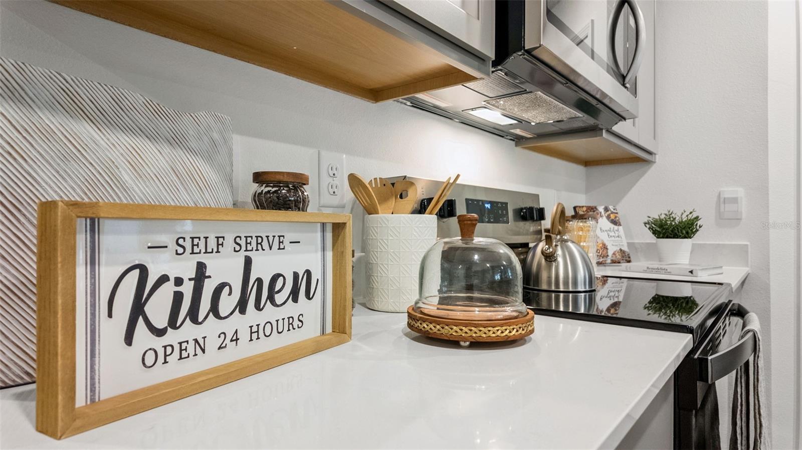 MAGNOLIA POINTE - Residential