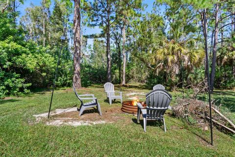 A home in LAKE WALES