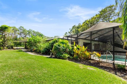 A home in LAKE WALES