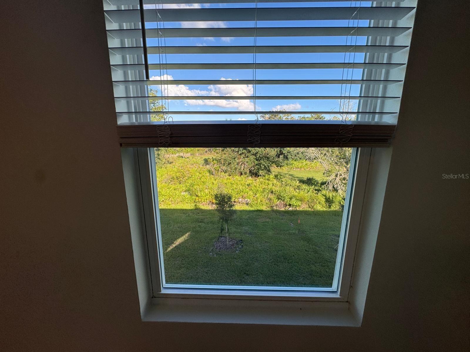 THE MEADOW AT CROSSPRAIRIE TOWNES - Residential Lease