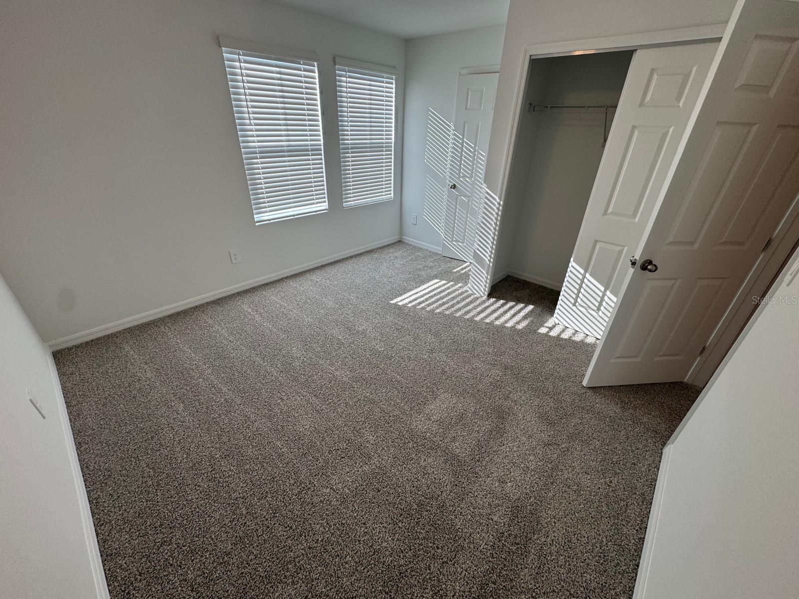 THE MEADOW AT CROSSPRAIRIE TOWNES - Residential Lease
