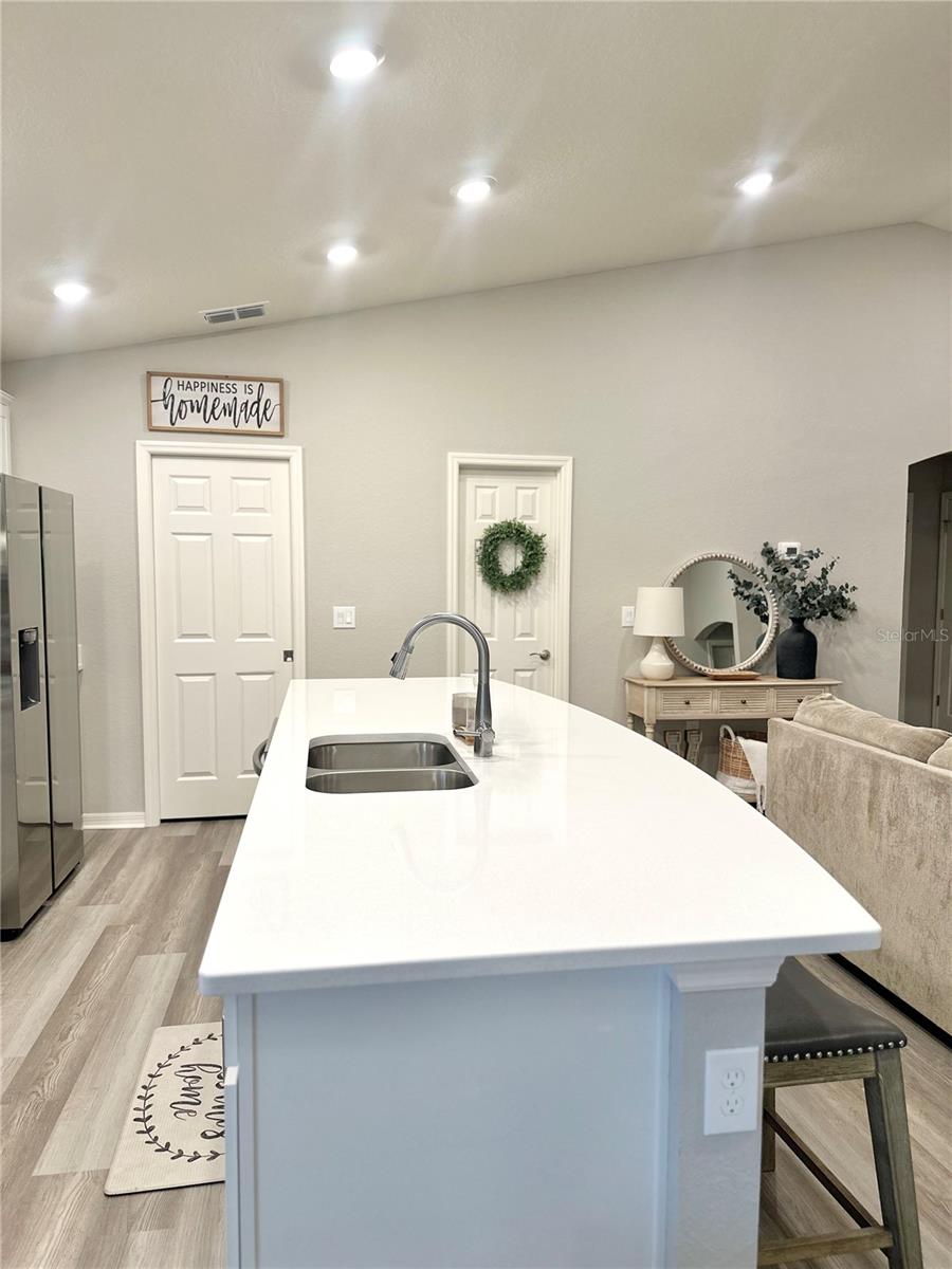 EAGLE HAMMOCK - Residential