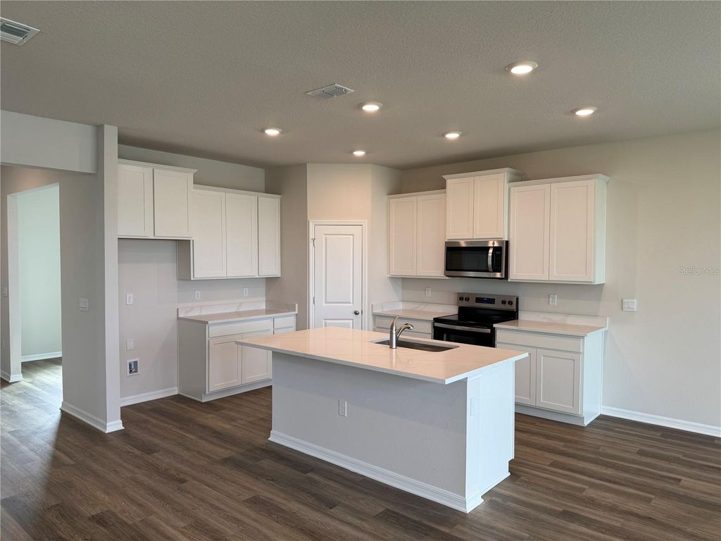 Photo of 5116 Rosado Run, Lakewood Ranch, FL 34211 (MLS # A4653977)