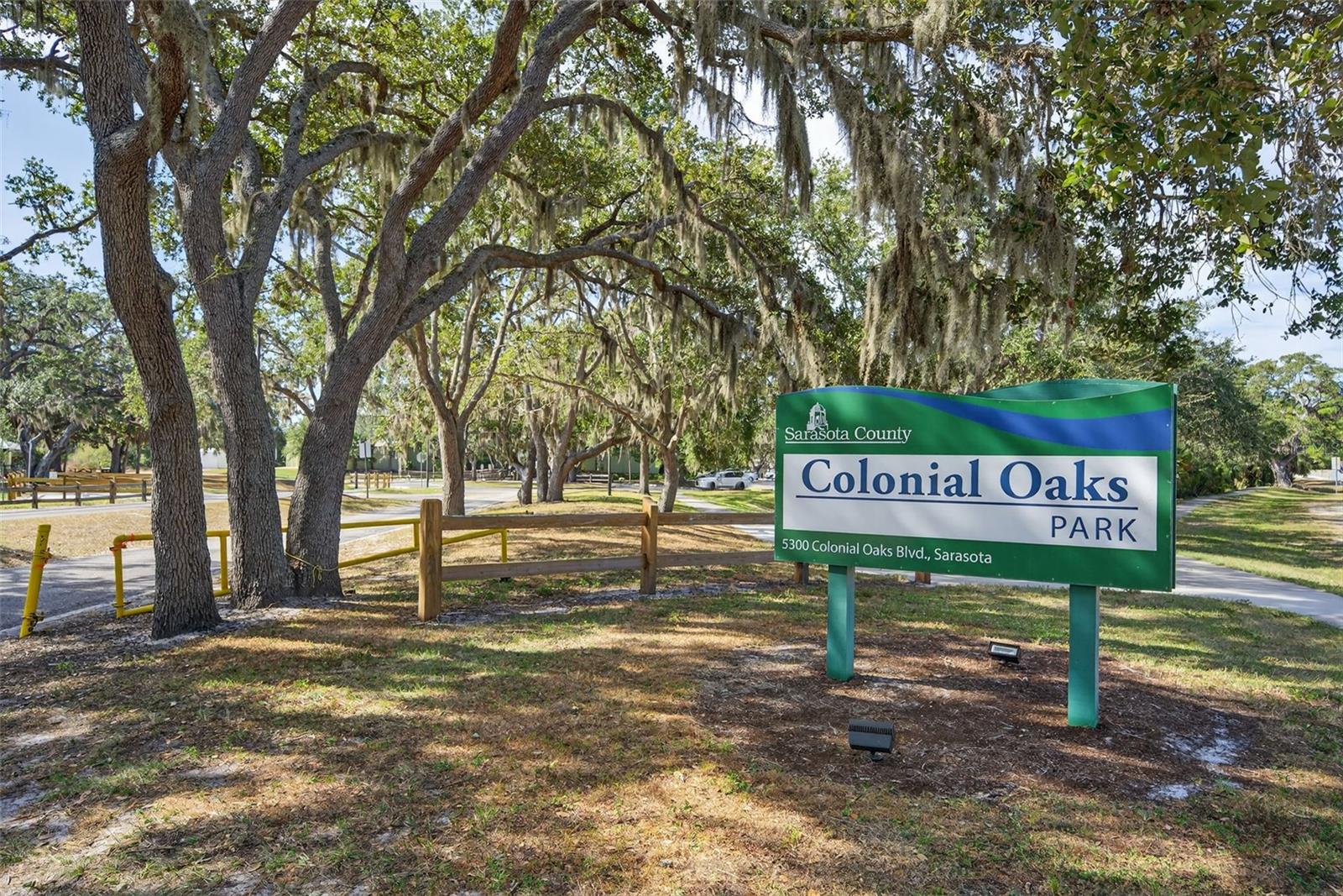 COLONIAL OAKS - Residential