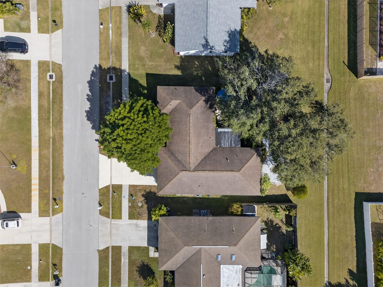 COLONIAL OAKS - Residential